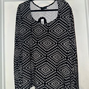 Elegant Black and White Geometric Women's Blouse